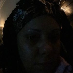 Meet your Posher, Claudia